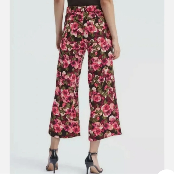 BANANA REPUBLIC Cropped Pants - Picture 2 of 6